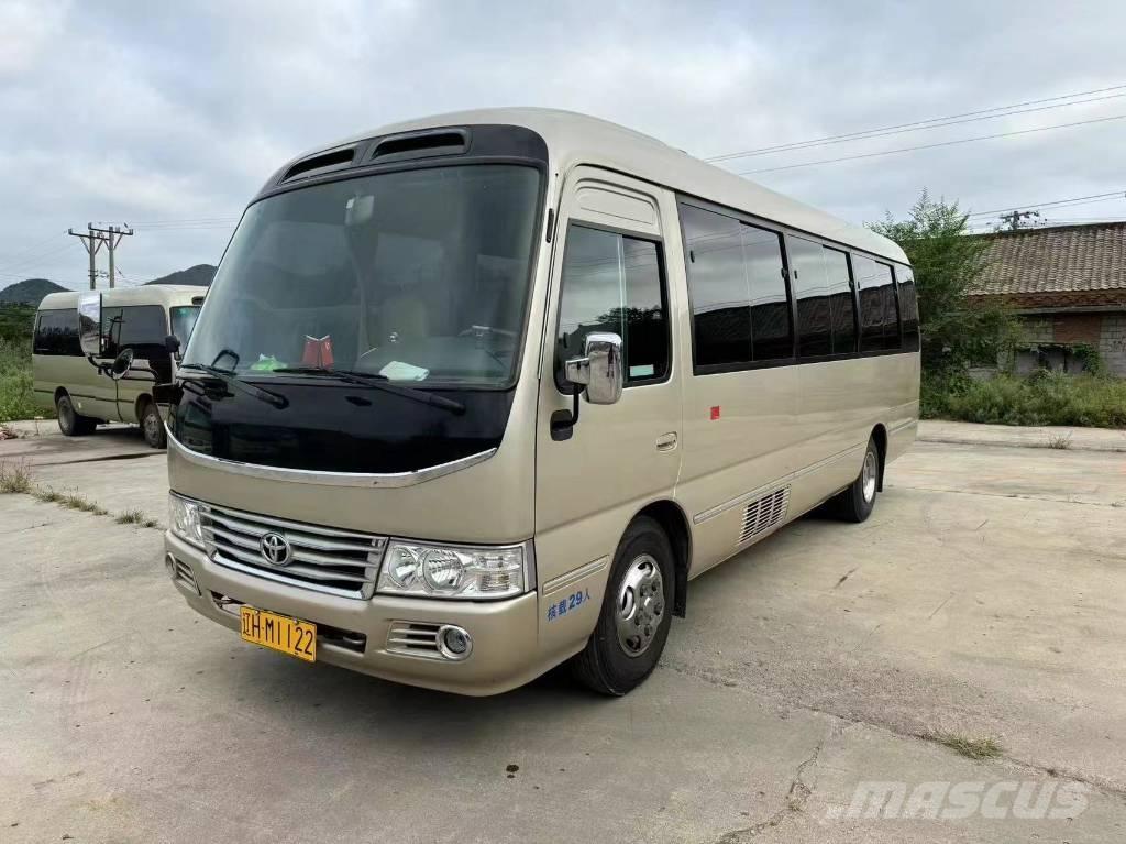 Toyota Coaster Bus حافلة صغيرة