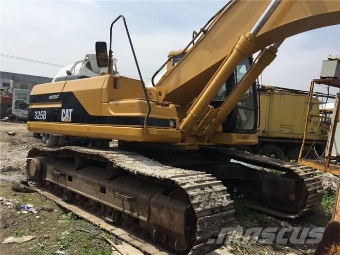 CAT 325 B حفارات زحافة