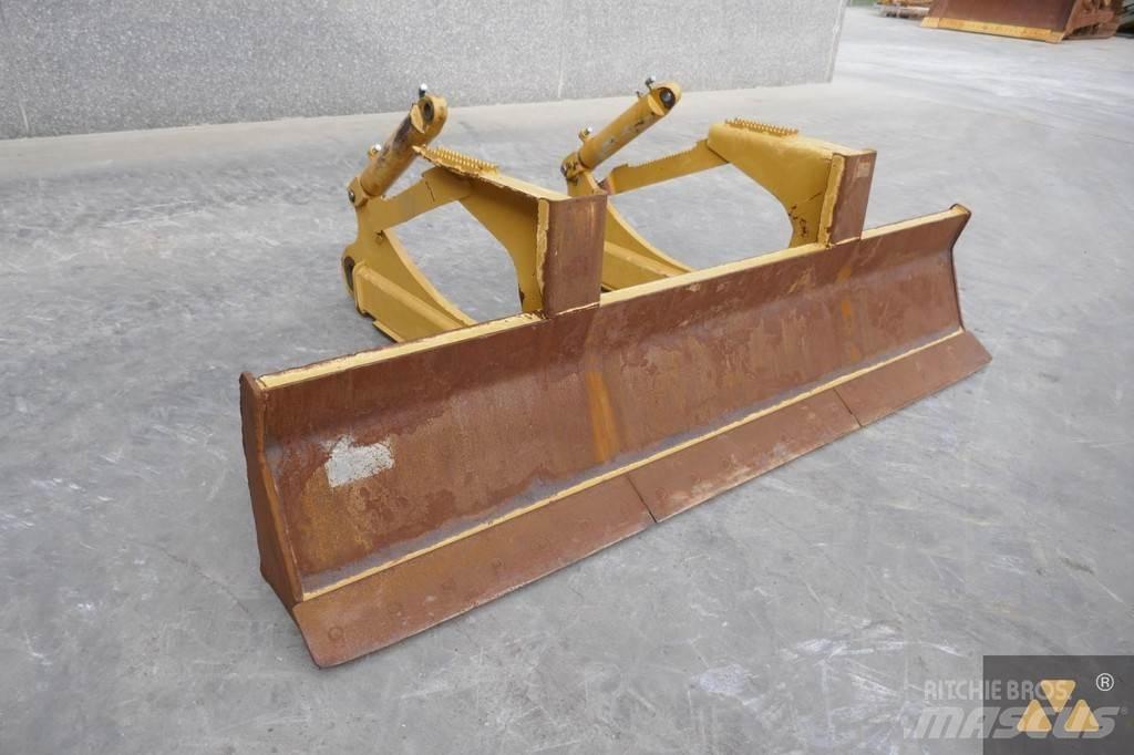 CAT Skidder blade نصول