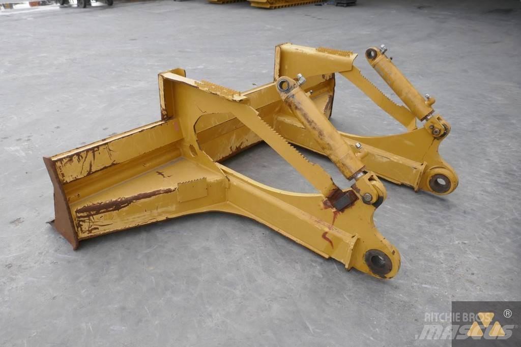 CAT Skidder blade نصول