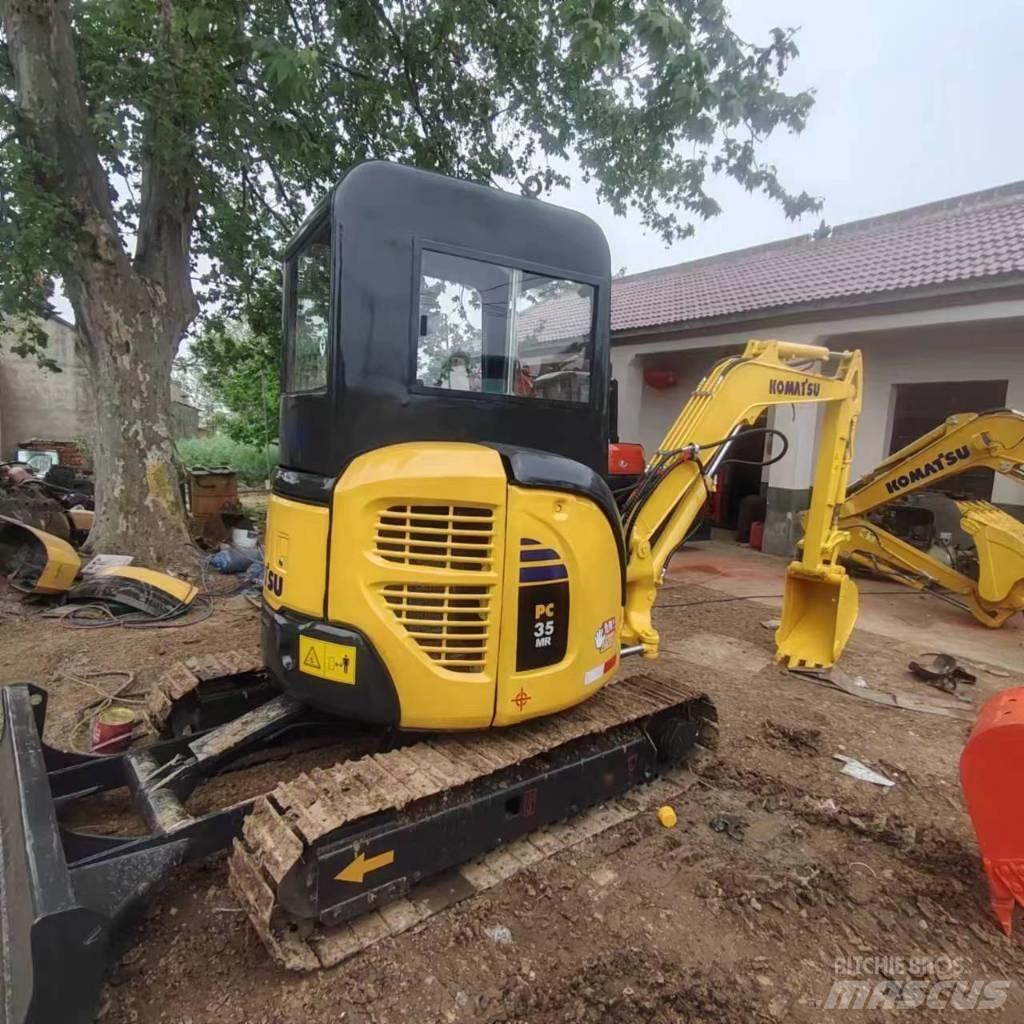 Komatsu PC 35 MR حفارات صغيرة أقل من 7 طن (حفارات صغيرة)