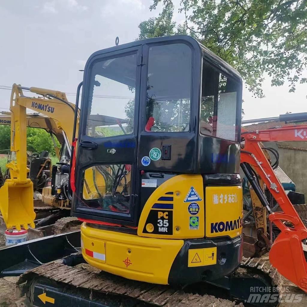 Komatsu PC 35 MR حفارات صغيرة أقل من 7 طن (حفارات صغيرة)