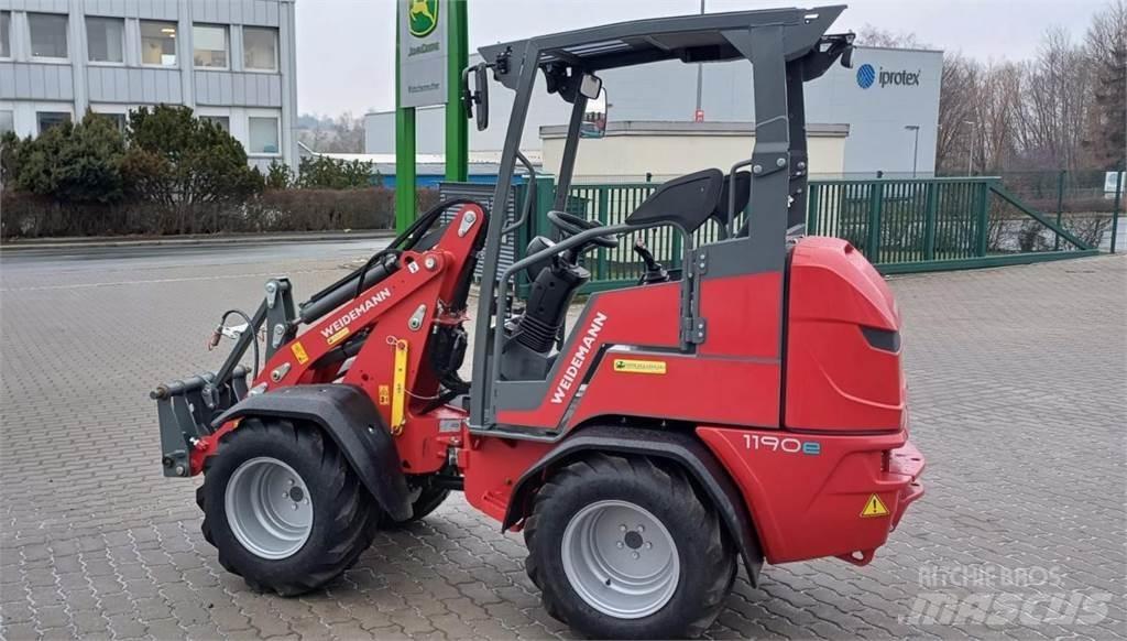 Weidemann 1190e لوادر صغيرة