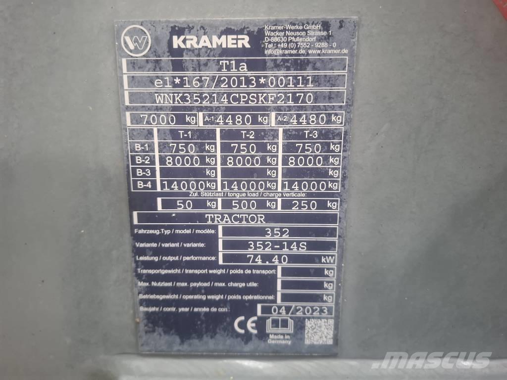 Kramer 8115 لوادر بعجل