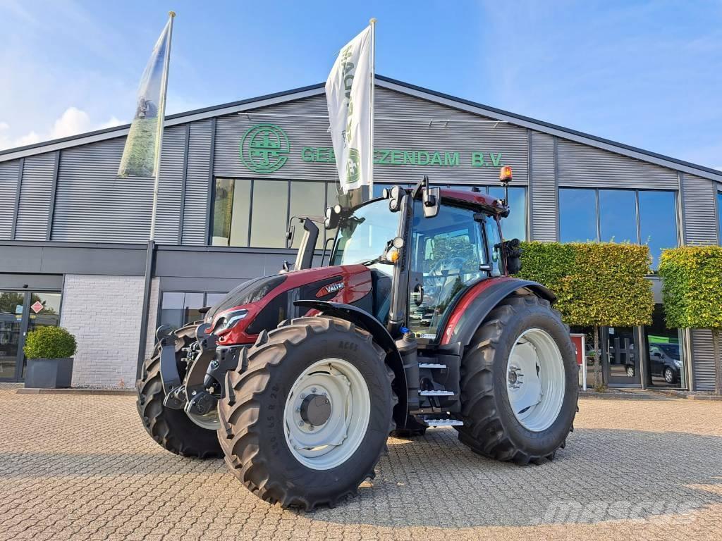 Valtra G 135 Active الجرارات
