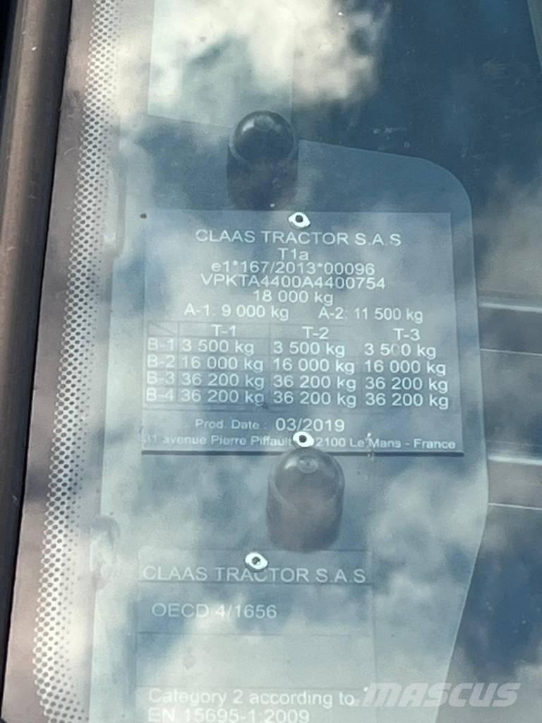 CLAAS Axion 920 الجرارات