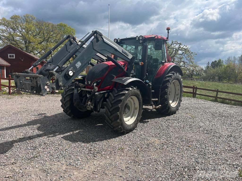 Valtra N 124 H5 الجرارات