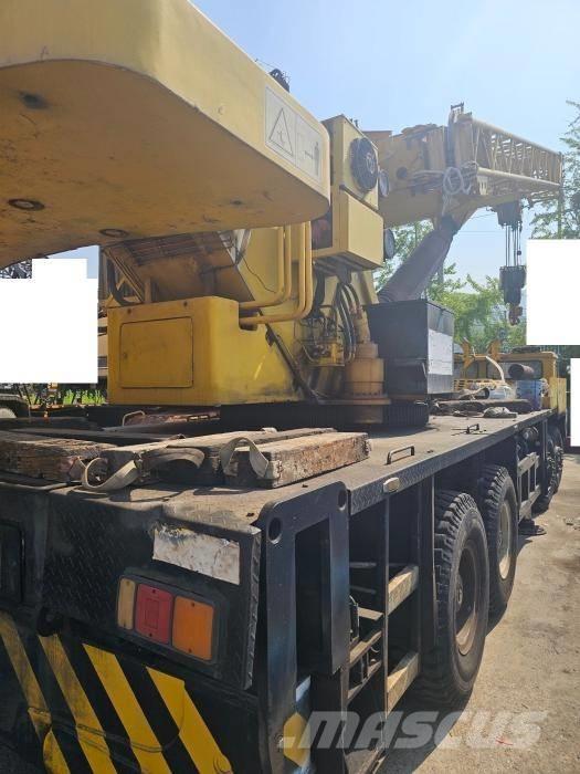 XCMG QY 50 K رافعات صالحة لكل أنواع الطرق