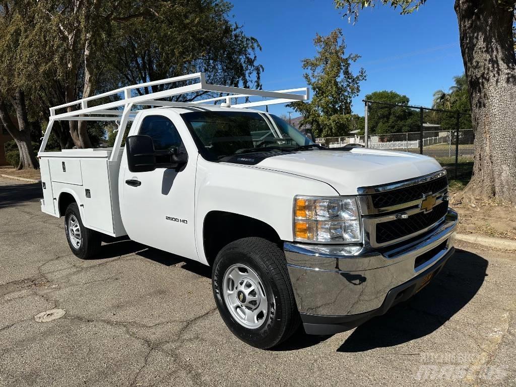 Chevrolet 2500 HD شاحنات خفيفة/مفصلية الجوانب