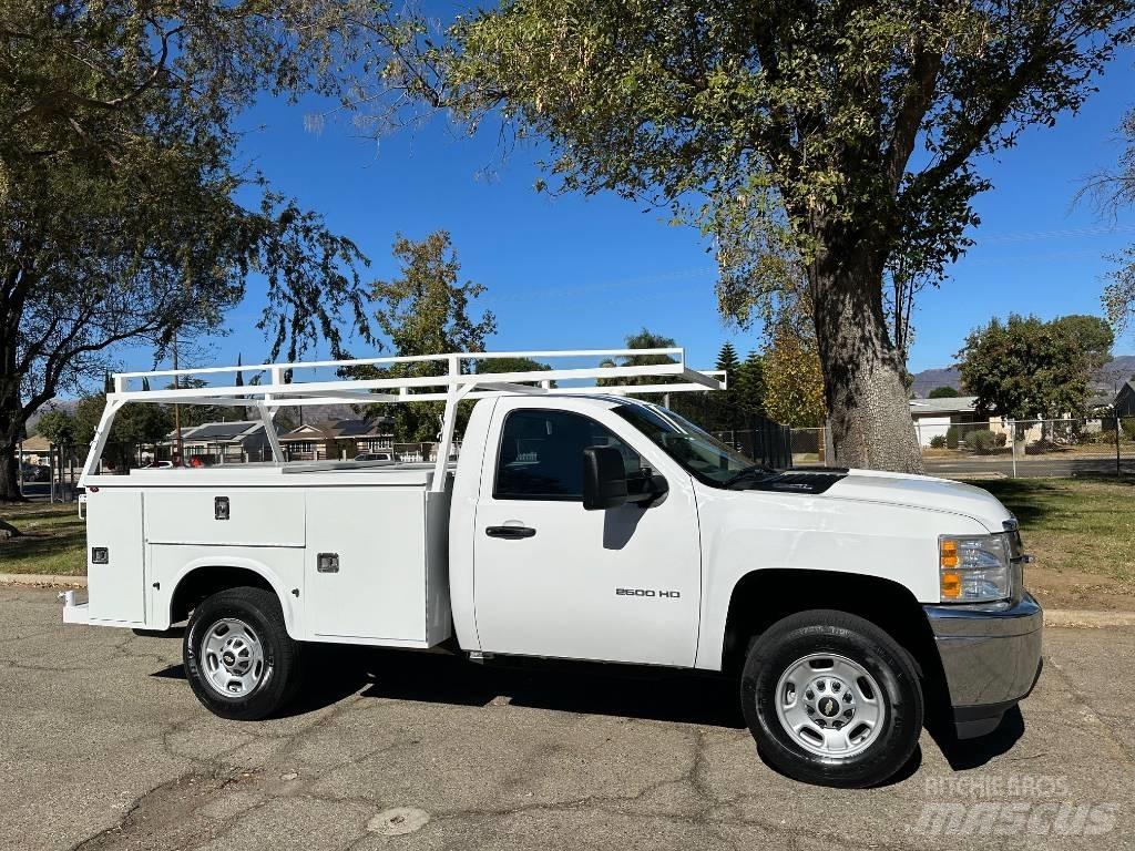 Chevrolet 2500 HD شاحنات خفيفة/مفصلية الجوانب