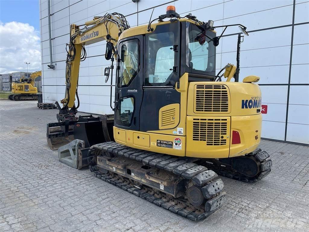 Komatsu PC88MR-10 حفارات بعجل