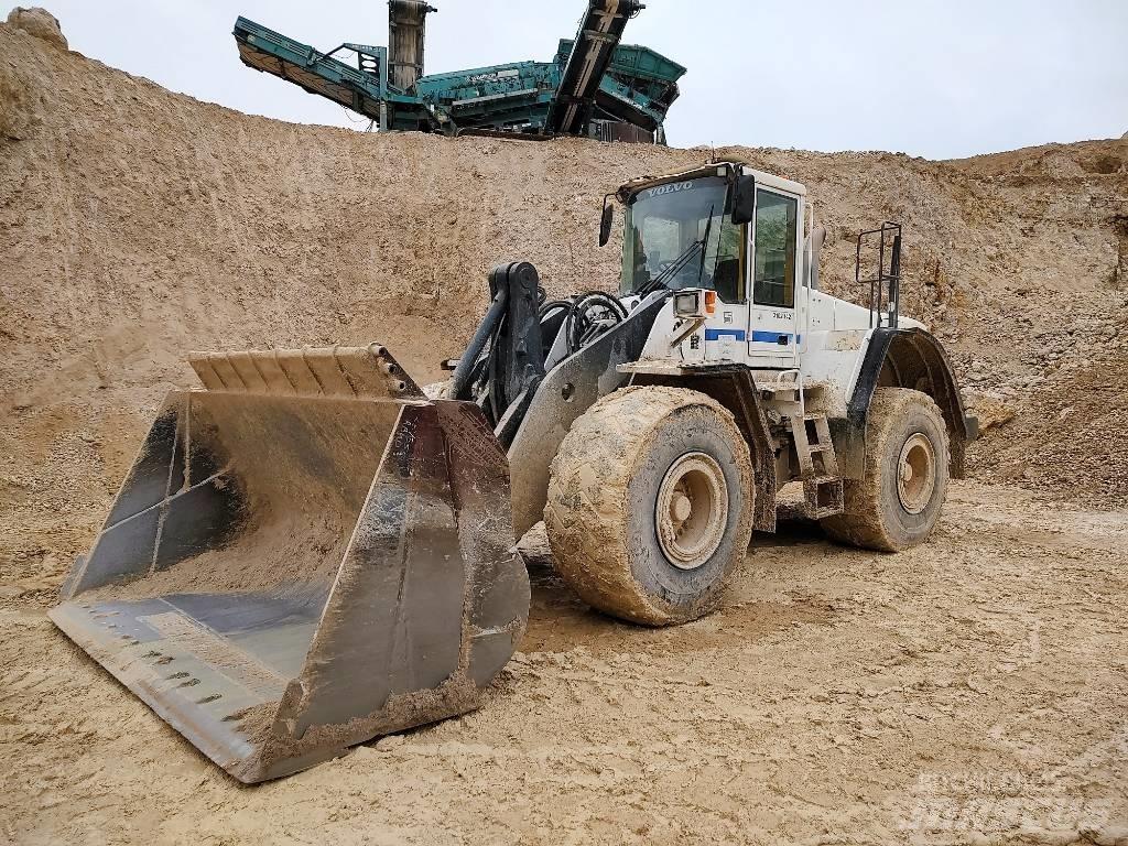 Volvo L 180 E لوادر بعجل