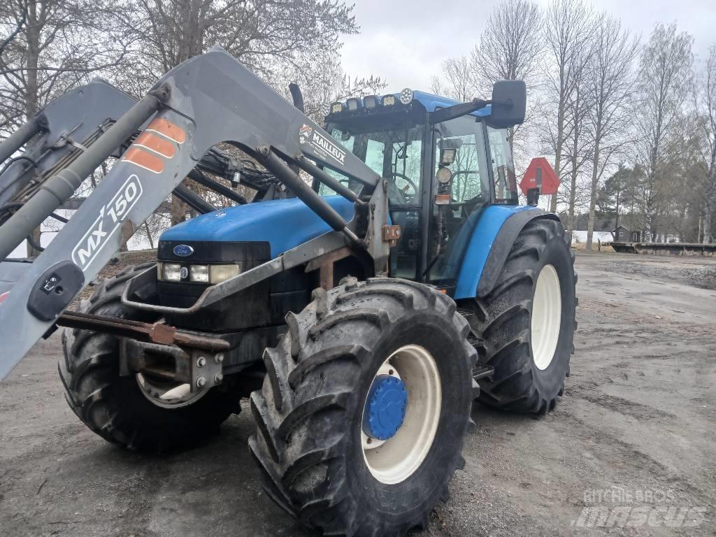 New Holland 8360 RC الجرارات