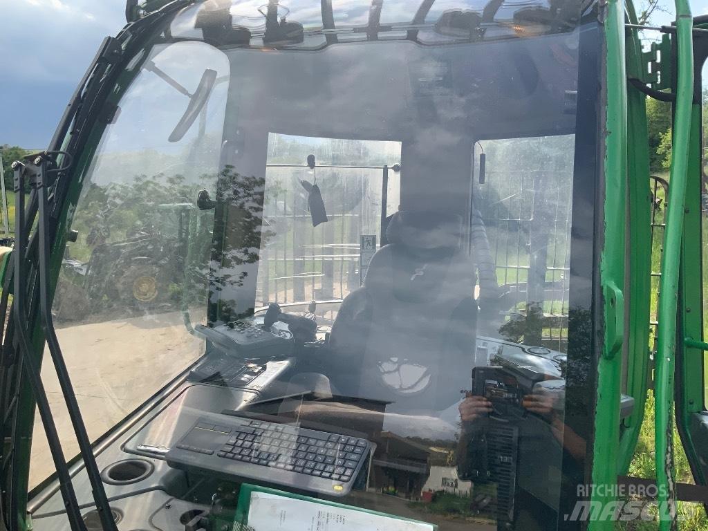 John Deere 1510 E شاحنات