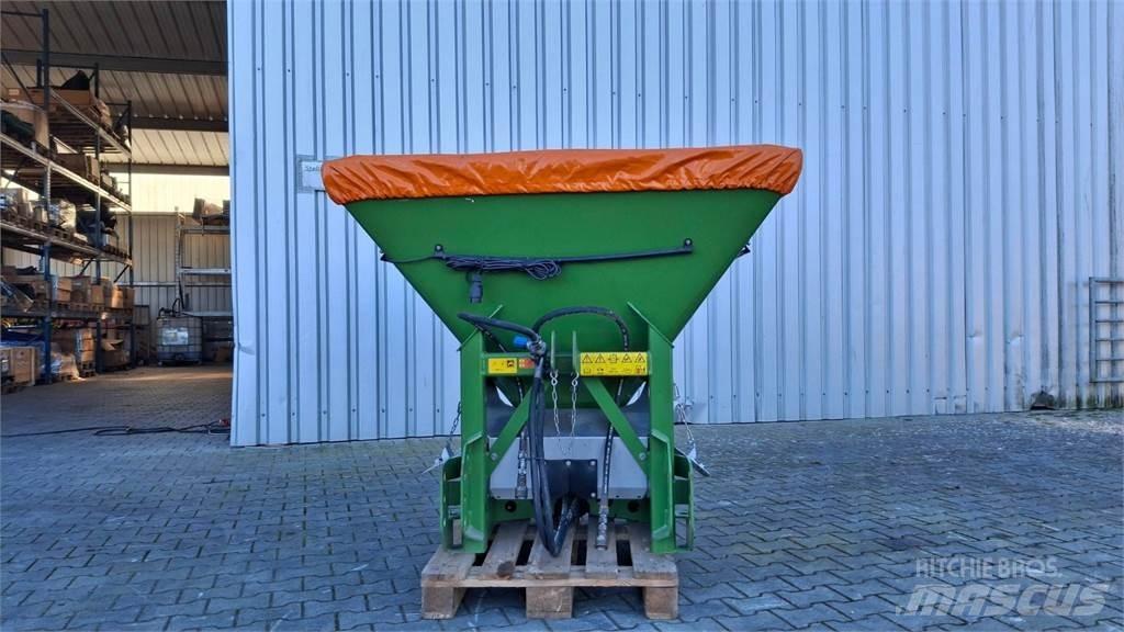Amazone ES 750 معدات نشر الرمال والملح
