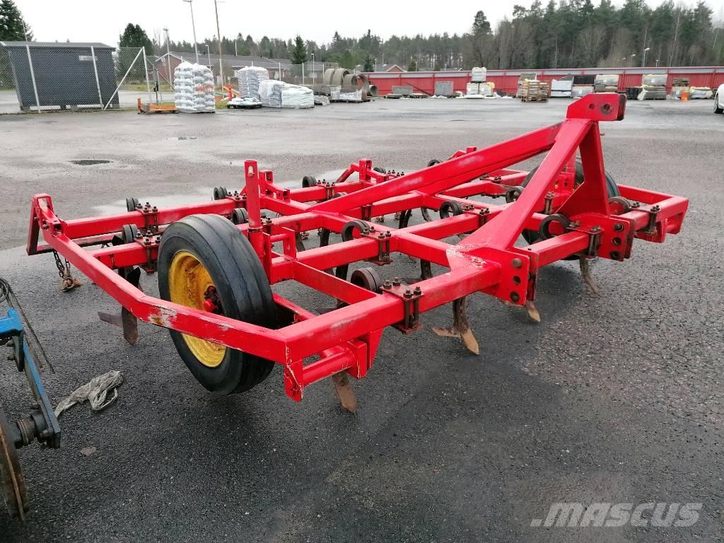 Kultivaattori 4m زراعات