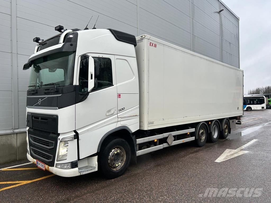 Volvo FH شاحنات ذات هيكل صندوقي