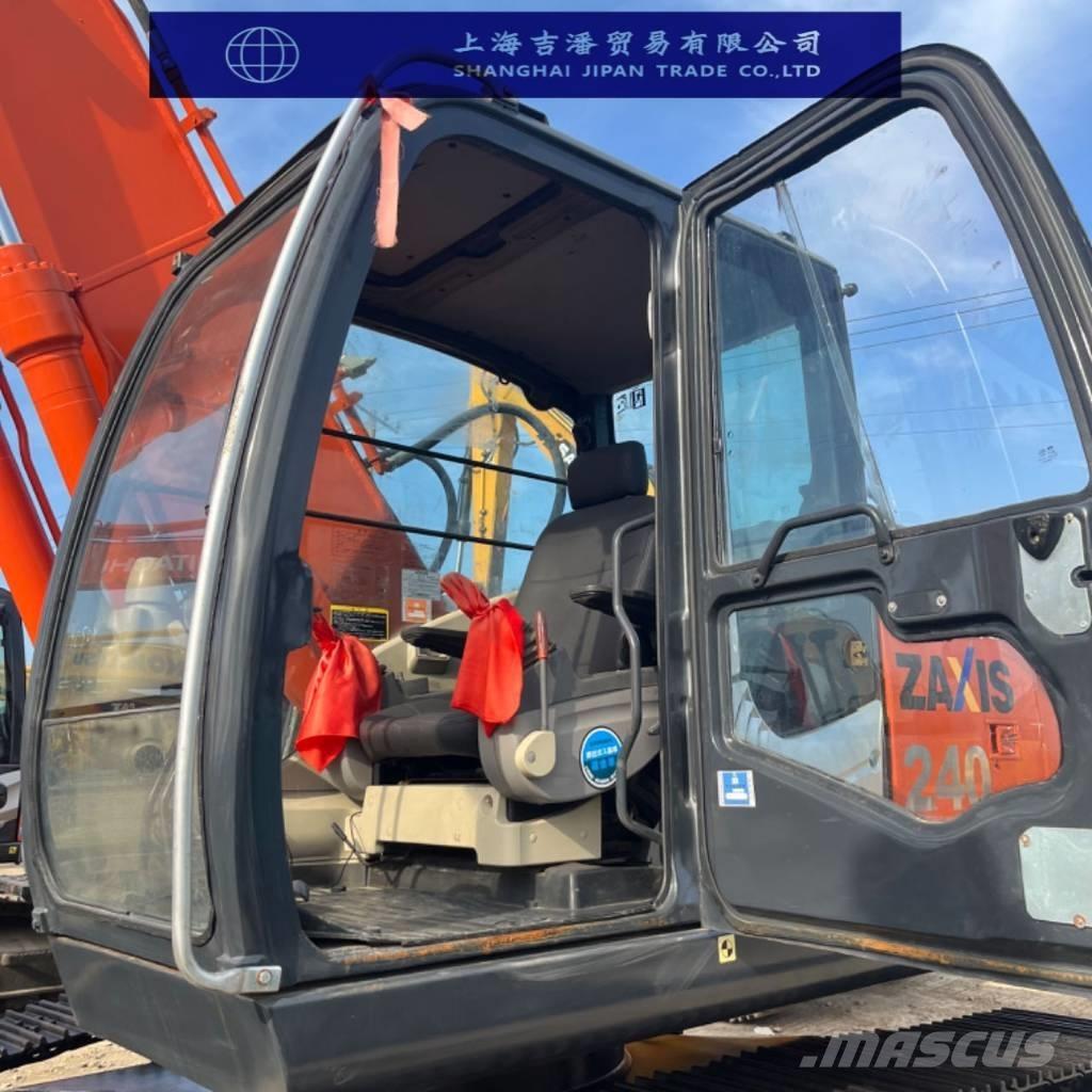 Hitachi ZX 240 حفارات زحافة