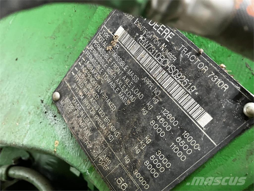 John Deere 7310R الجرارات