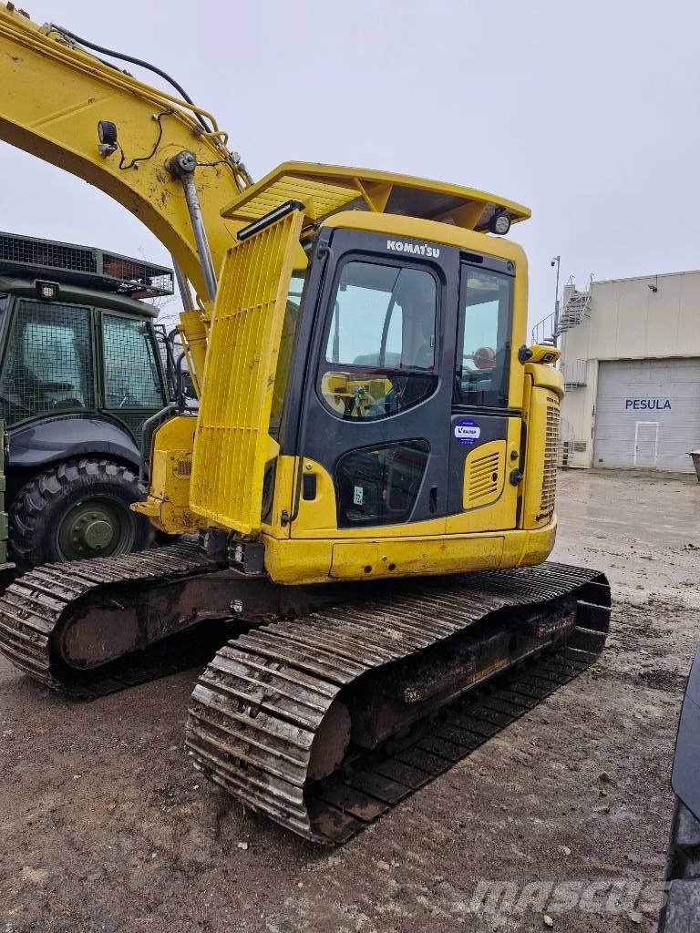 Komatsu PC 138 US-11 حفارات زحافة