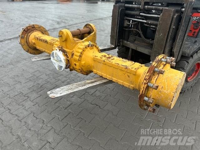 Liebherr L 538 AXLES محور العجلة