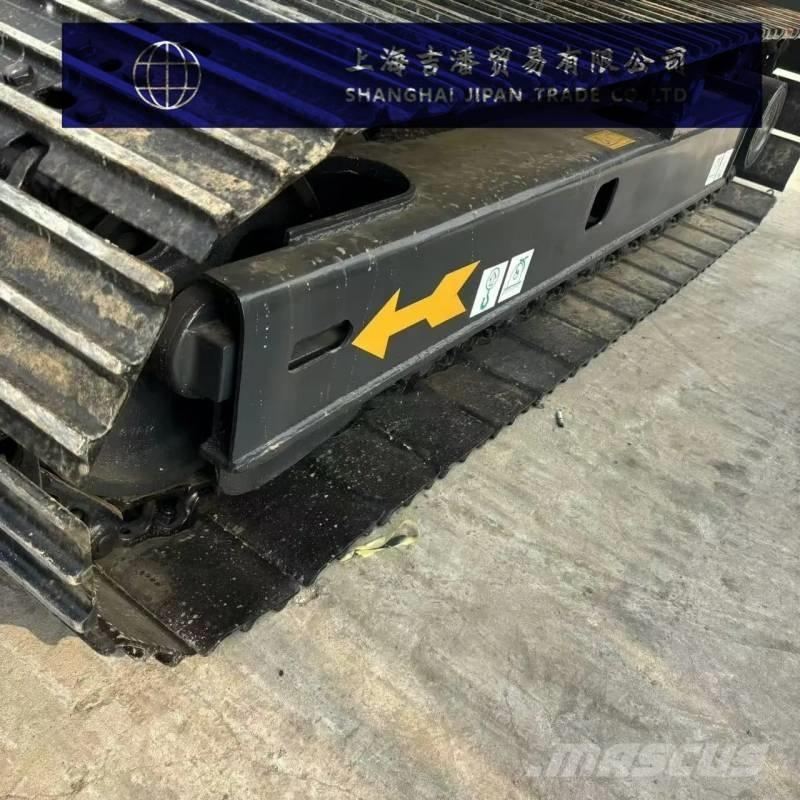 Komatsu PC 70 حفارات زحافة