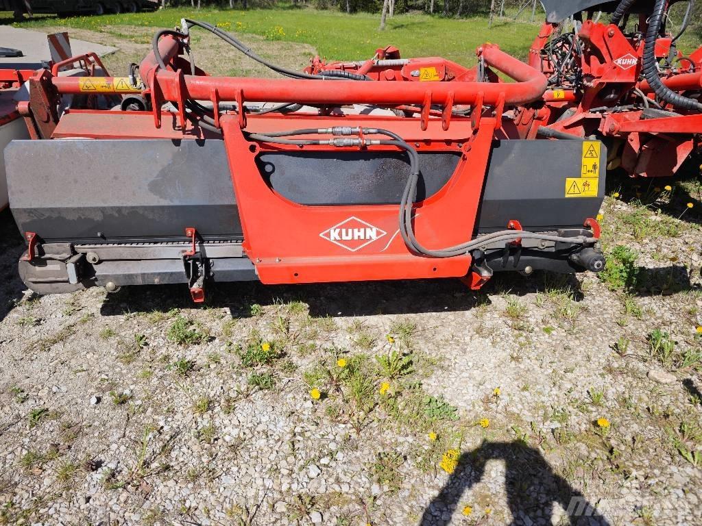 Kuhn FC 883 + FC 313 جزازات