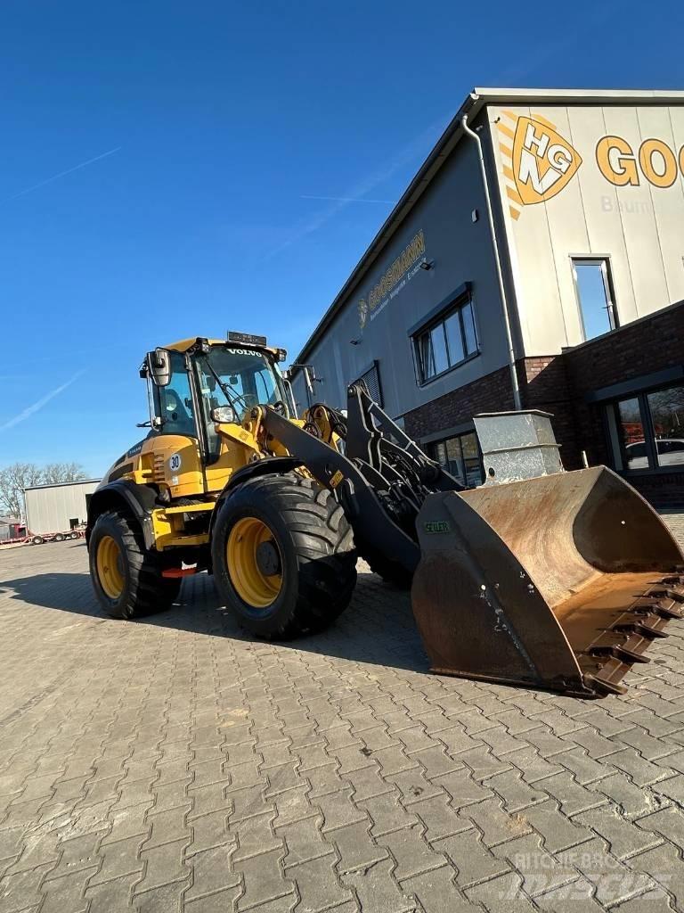 Volvo L 50 H لوادر بعجل