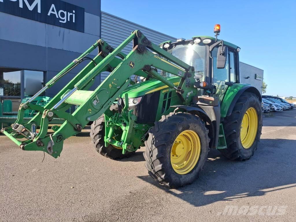 John Deere 6120 M الجرارات