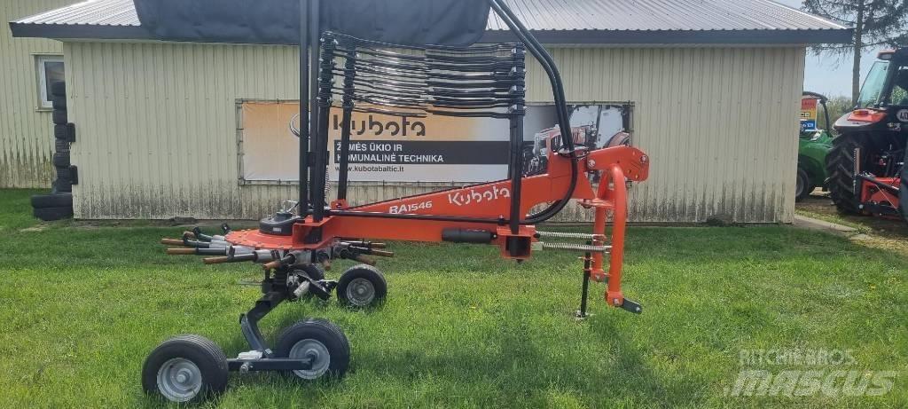 Kubota RA 1546 مكابس وميبسات التبن