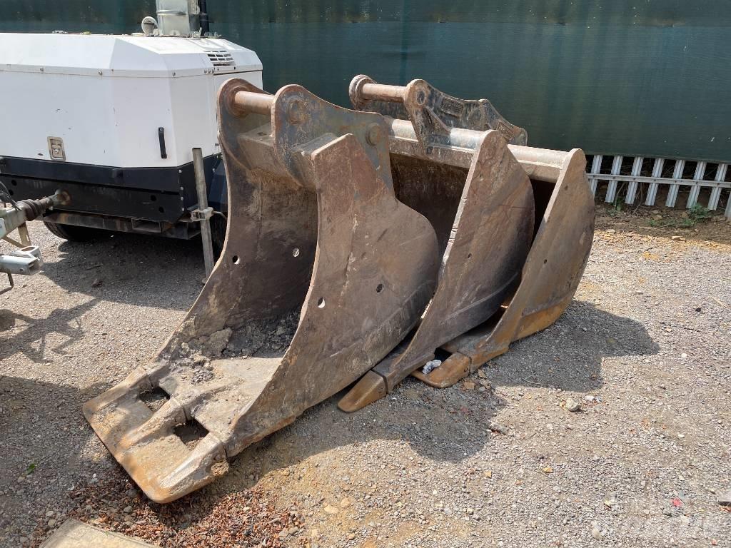 Takeuchi TB 2150 R حفارات زحافة