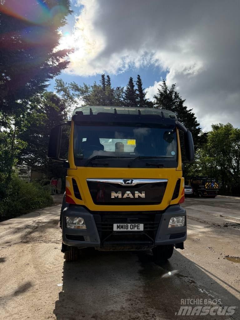 MAN TGS 35.420 شاحنات قلابة