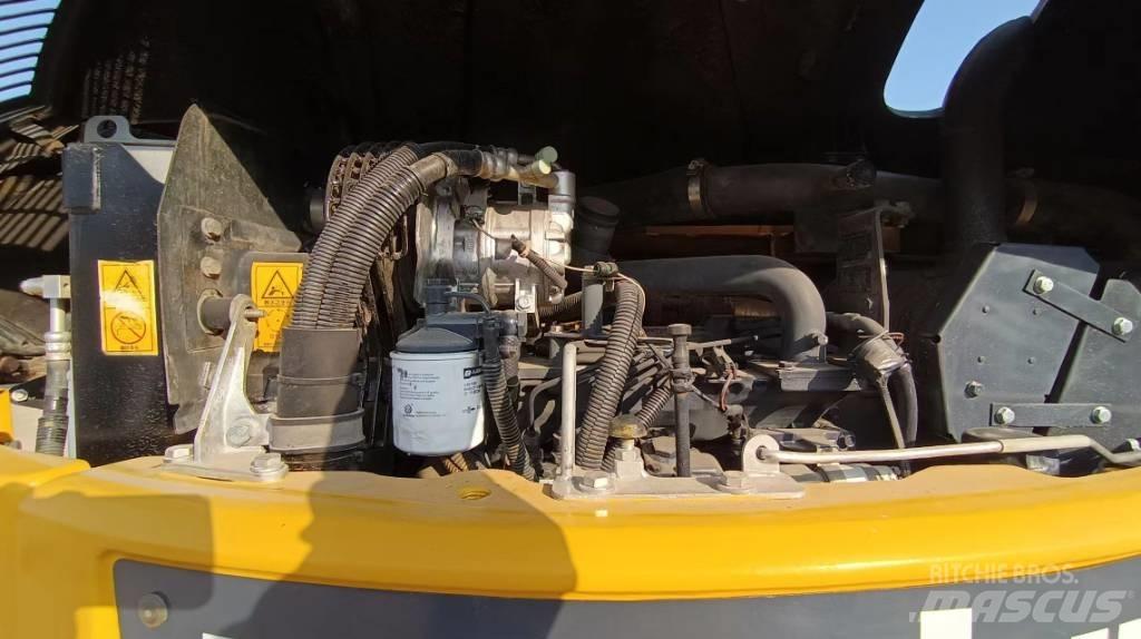Komatsu PC 78 US حفارات زحافة