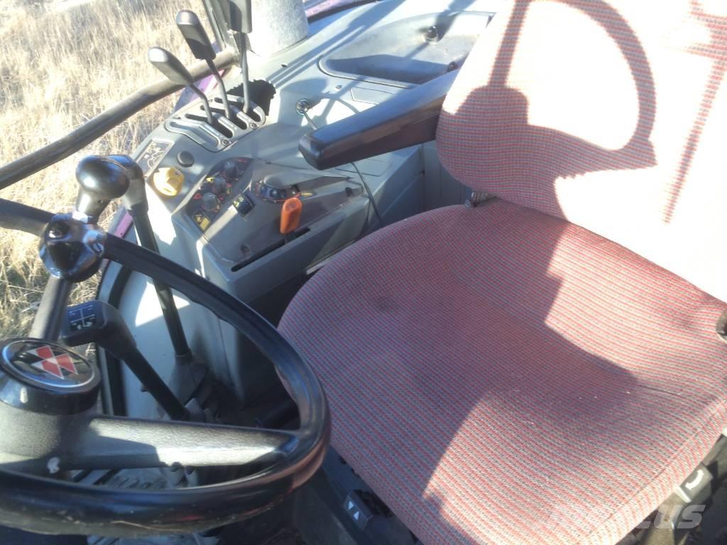 Massey Ferguson 8120 الجرارات