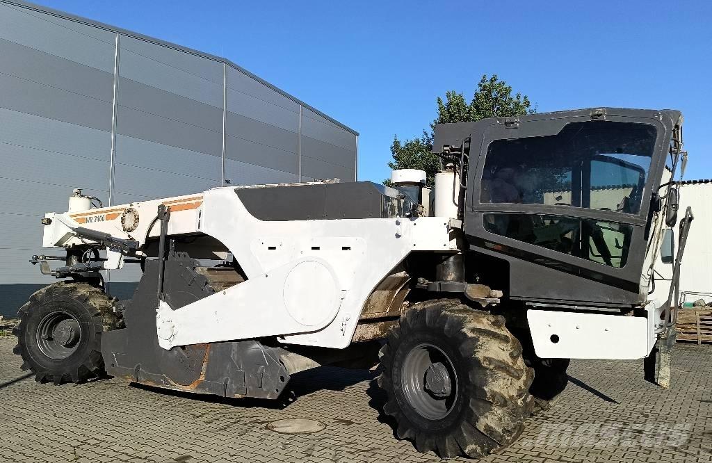 Wirtgen WR 2400 معدات إعادة تدوير الأسفلت