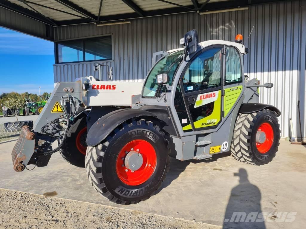 CLAAS Scorpion 9055 مناولات متداخلة