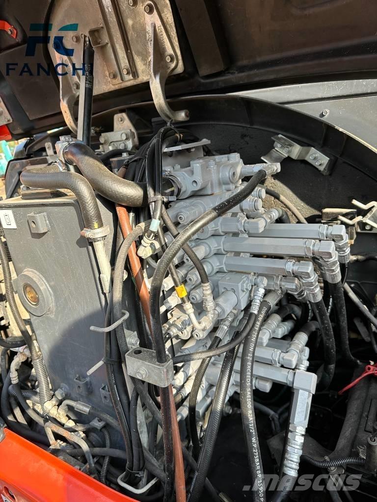 Kubota KX 165 حفارات زحافة
