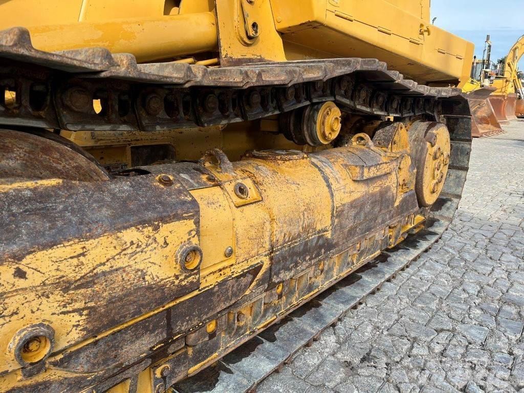 CAT 953C NVT لوادر زحافة
