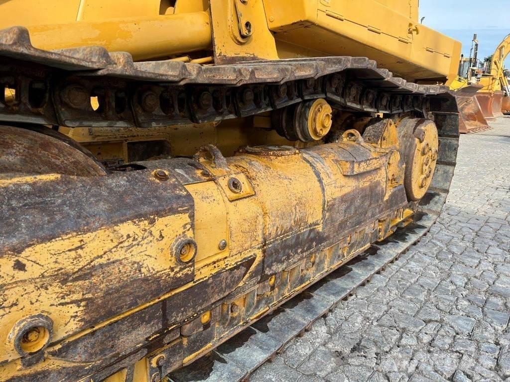 CAT 953C NVT لوادر زحافة