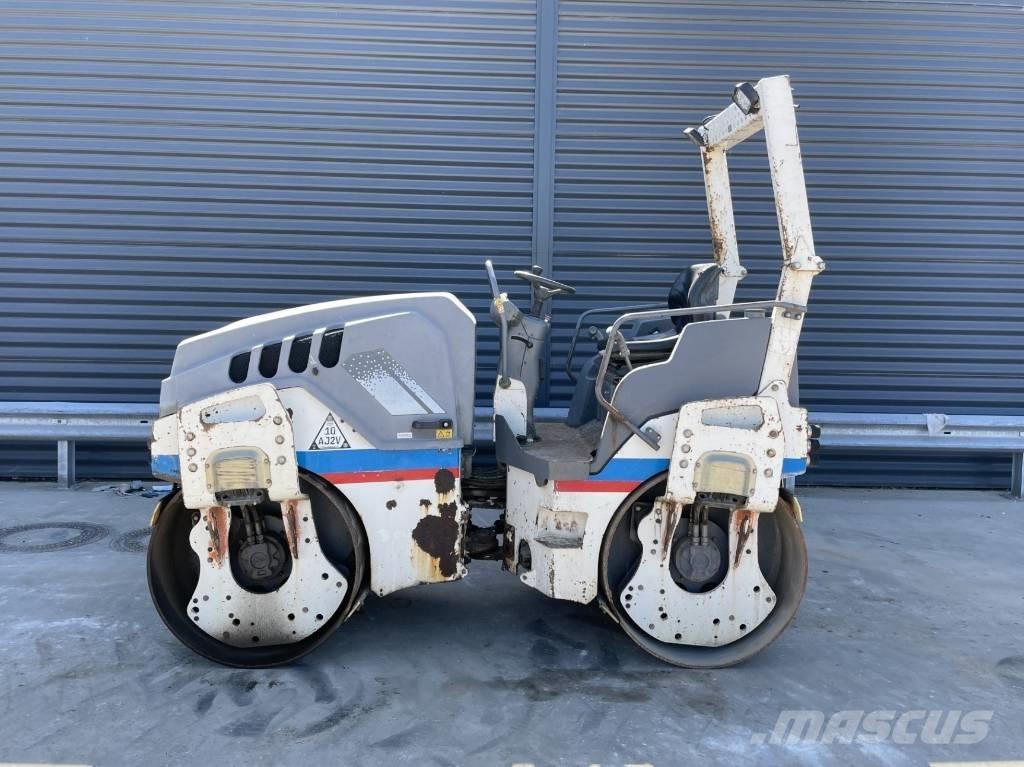 Hamm HD 13 VV مداحل ثنائية الاسطوانة