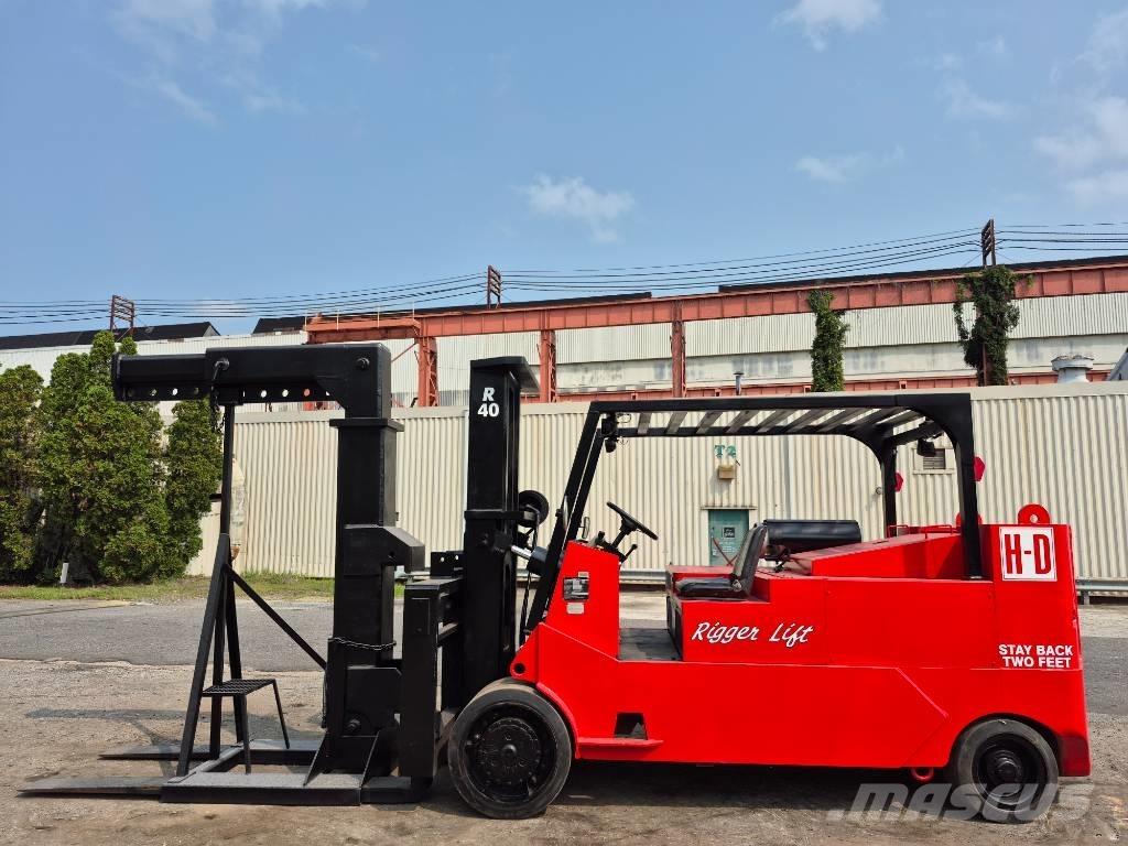  Rigger Lift 40 شاحنات ذات رافعات شوكية - أخرى
