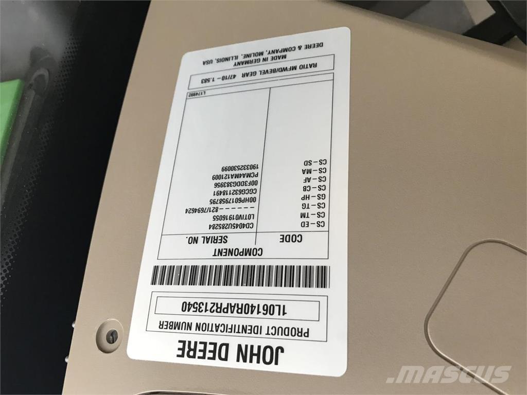 John Deere 6R 140 الجرارات