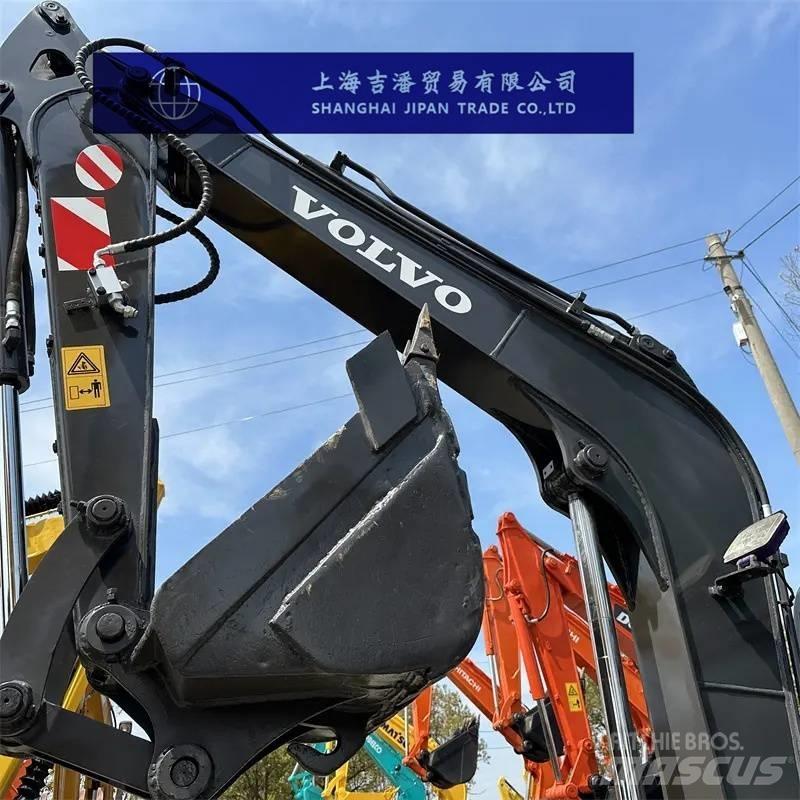 Volvo EC 60 حفارات زحافة