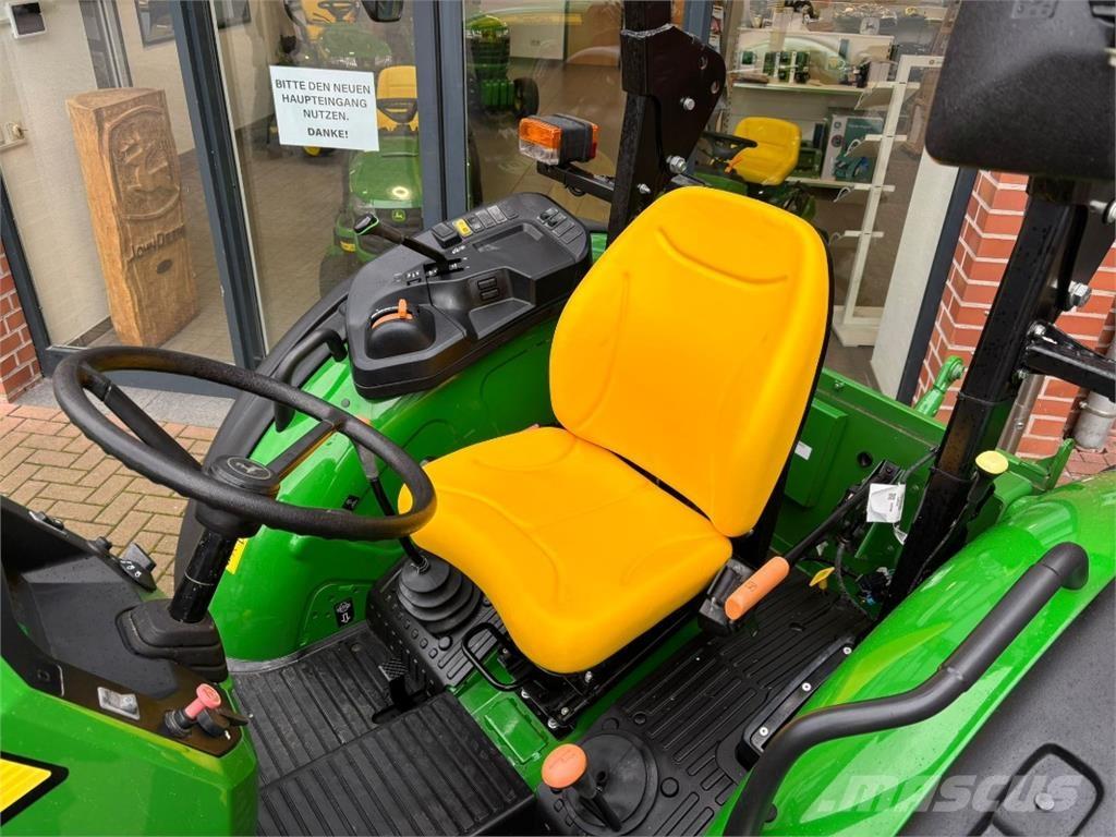 John Deere 5050E الجرارات