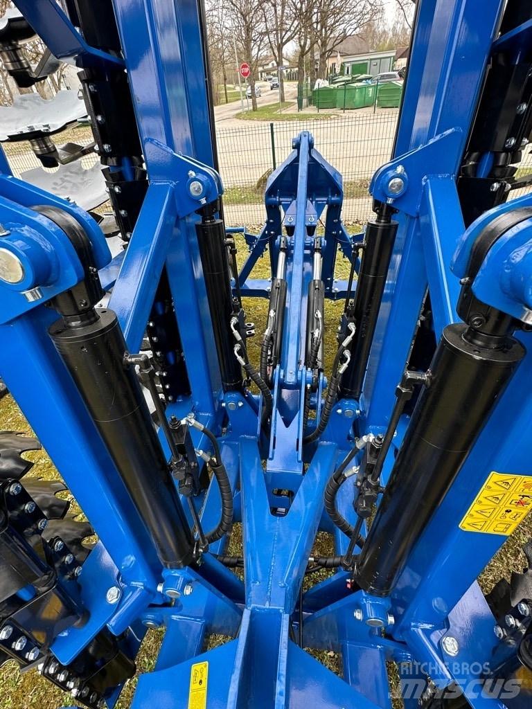Landstal BTH 500 Lp زحافات ساحقة