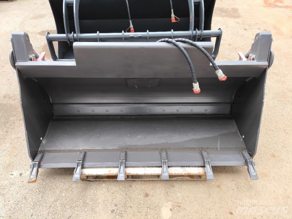 Mecalac 0.65m3 4in1 دلاء