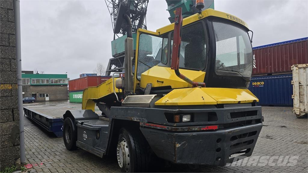 Terberg RT222 جرارات صالات المطارات