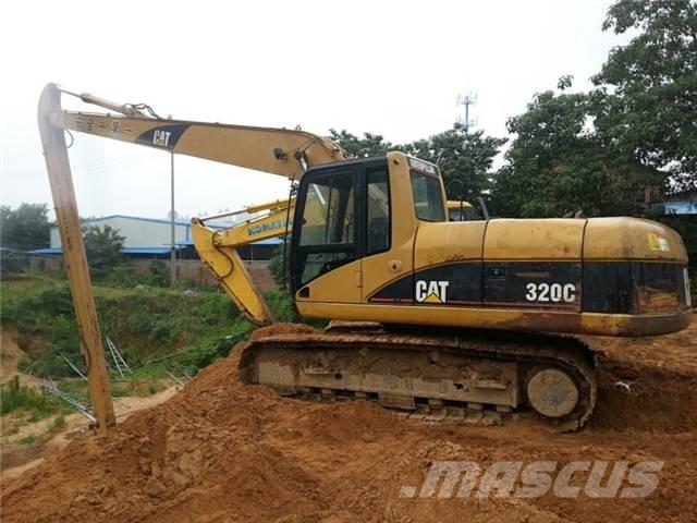 CAT 320 C حفارات طويلة الذراع