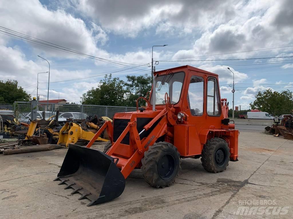 Kubota RW25 الجرارات