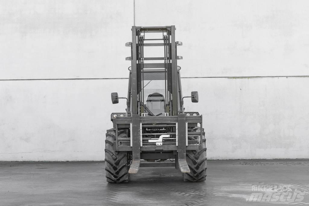 Manitou M 50-4 شاحنات الديزل